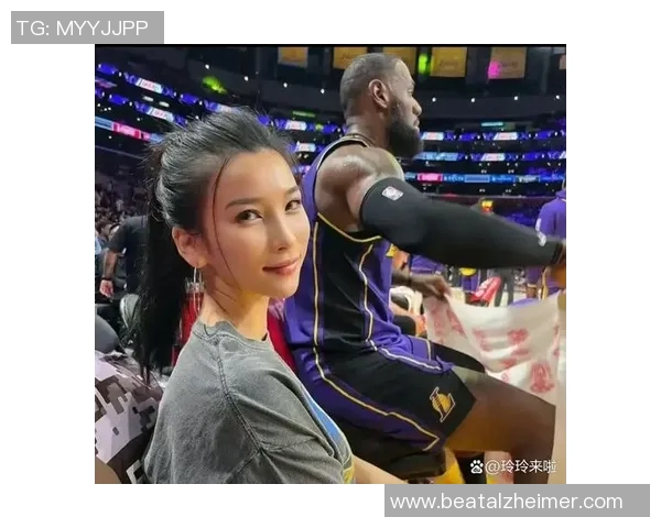 当红明星与篮球巨星亲密互动一场跨界友谊的精彩碰撞